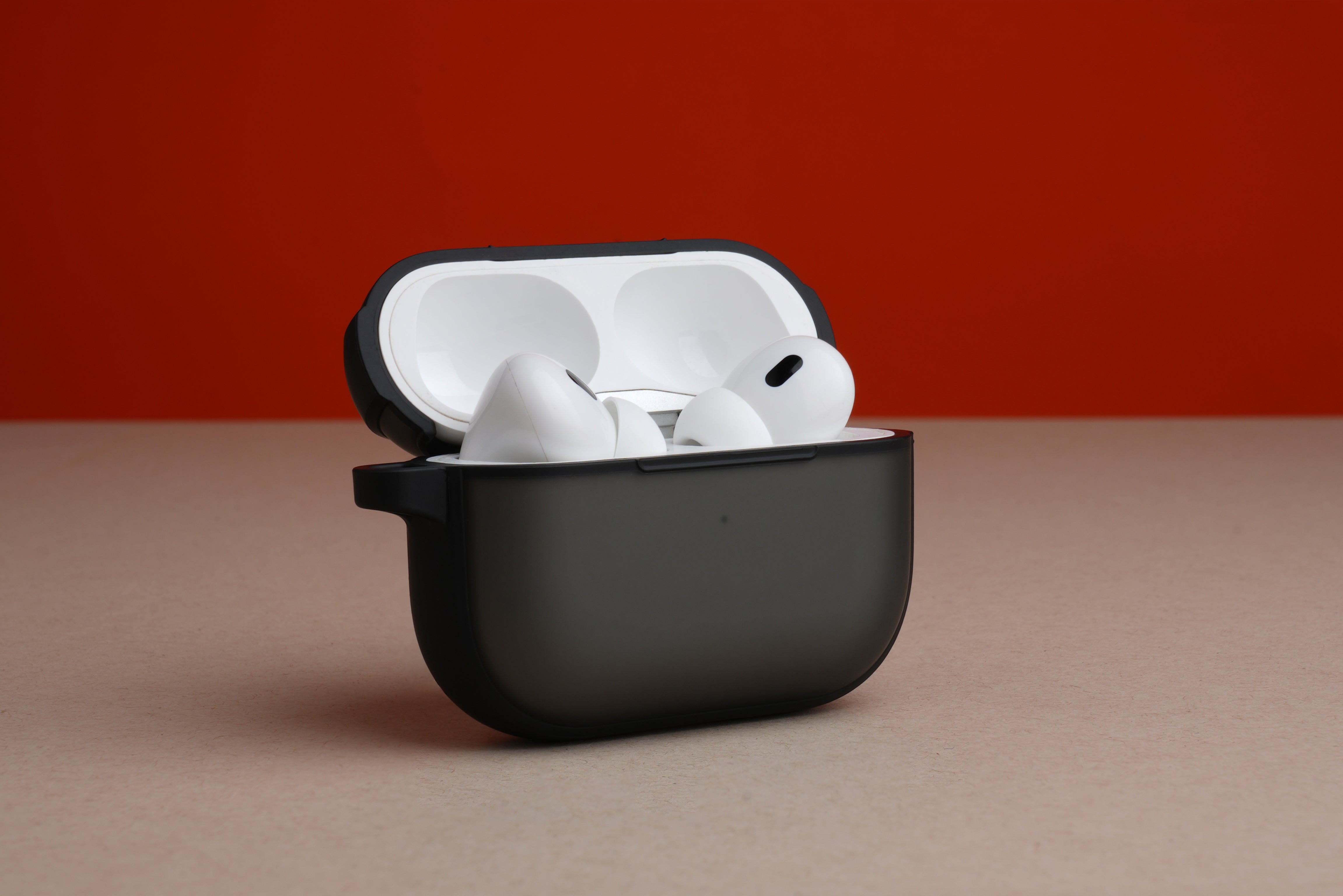 TEKNE Hybrid shockproof case for Airpods-Black