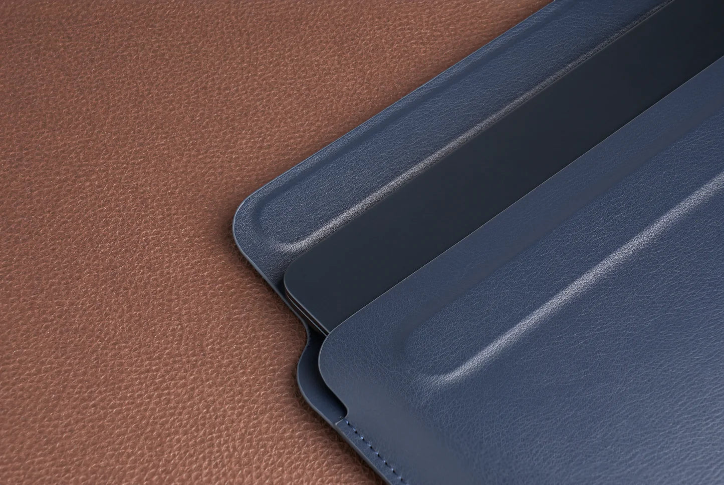 TEKNE Vegan Leather Cover for Macbook-13" and iPad-Blue