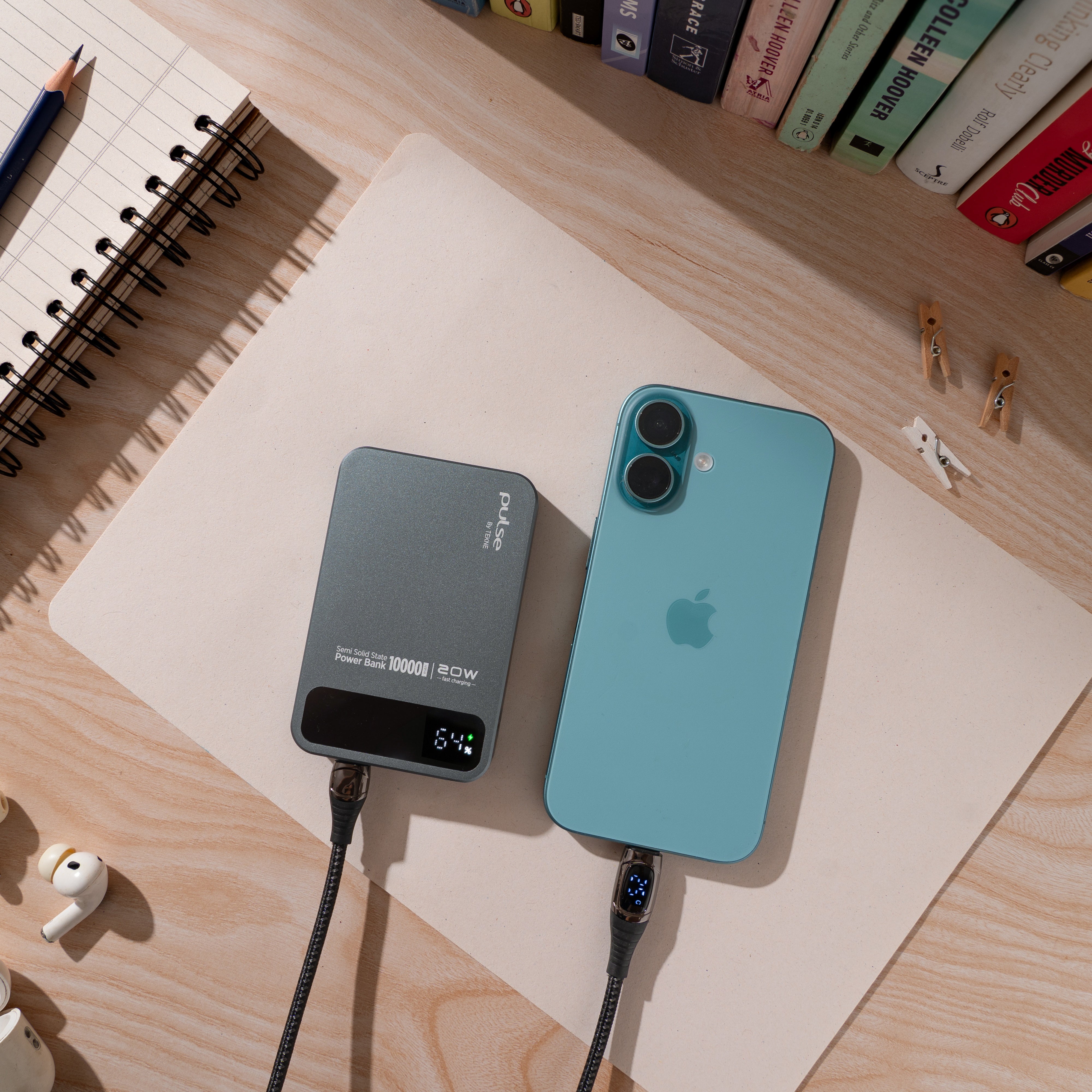 Pulse by Tekne Semi Solid state 10,000 mAh power bank