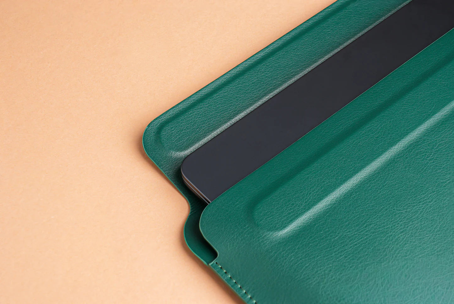 TEKNE Vegan Leather Cover for Macbook-13" and iPad-Green