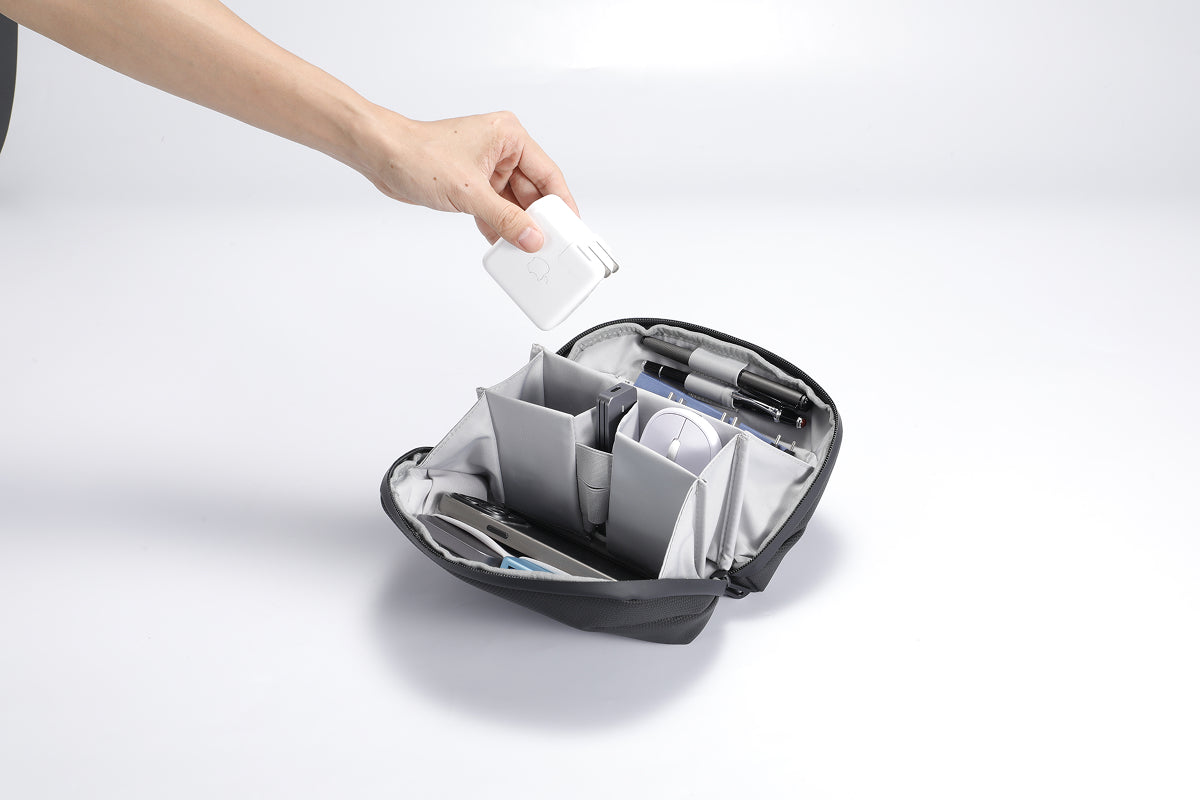 TEKNE Tech Organiser-Black