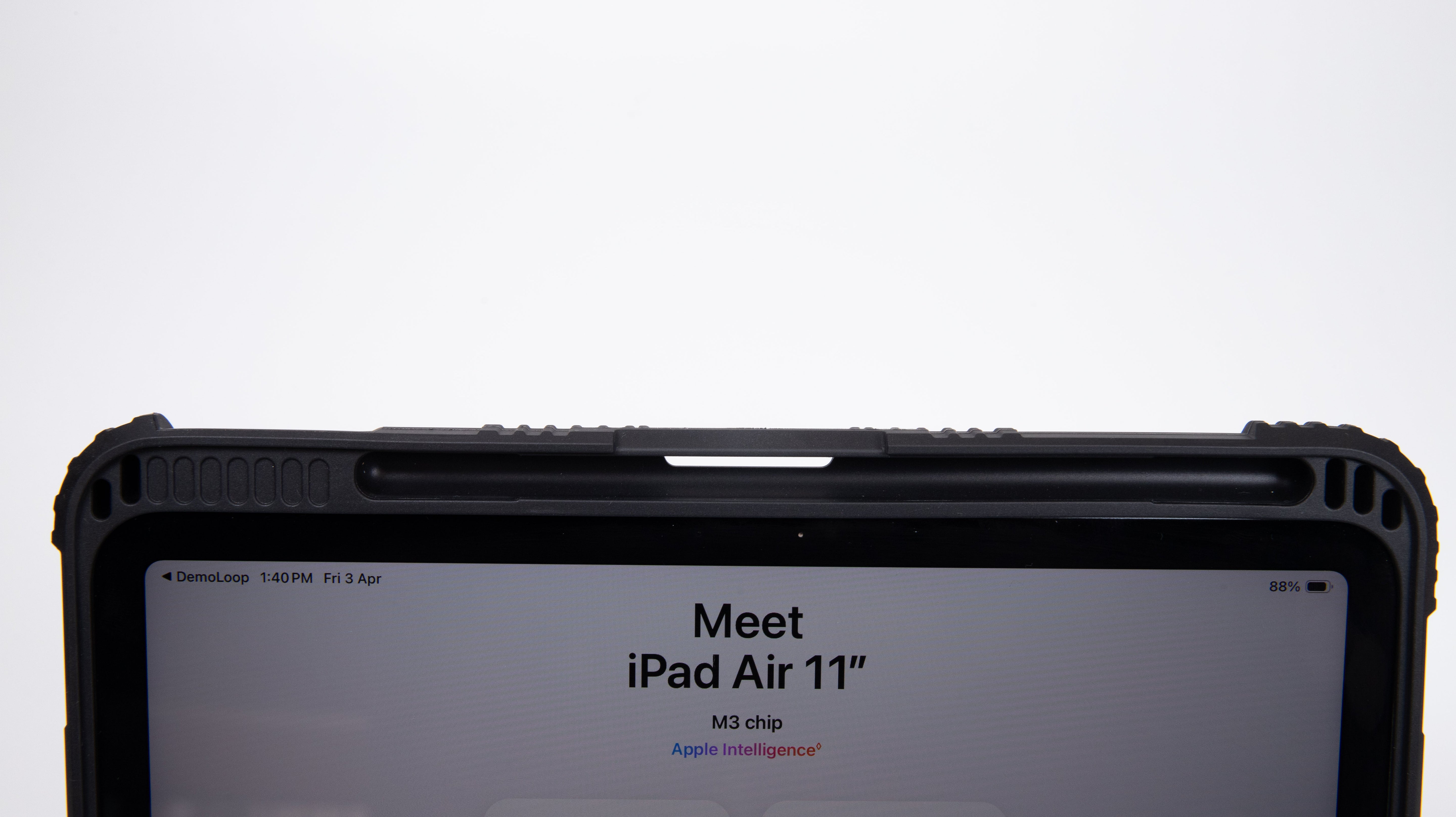 TEKNE Shockproof vegan leather case with stand function for New iPad 11" -Black