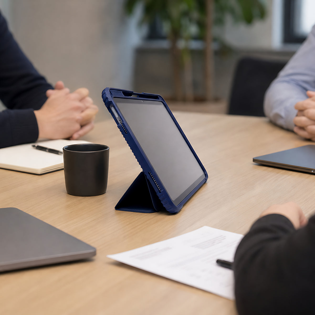 TEKNE Shockproof vegan leather case with stand function for New iPad 11" -Blue
