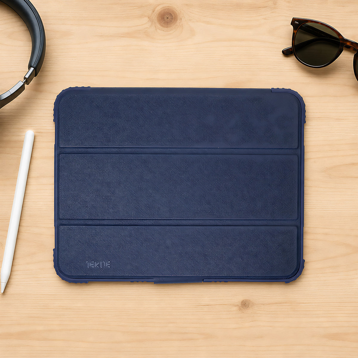 TEKNE Shockproof vegan leather case with stand function for New iPad 11" -Blue