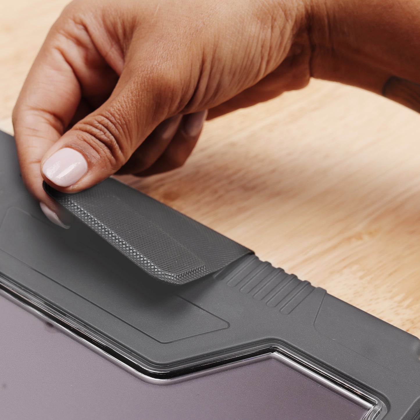 Tekne Shockproof Vegan Leather Case with Stand – iPad Air 13 (M2)
