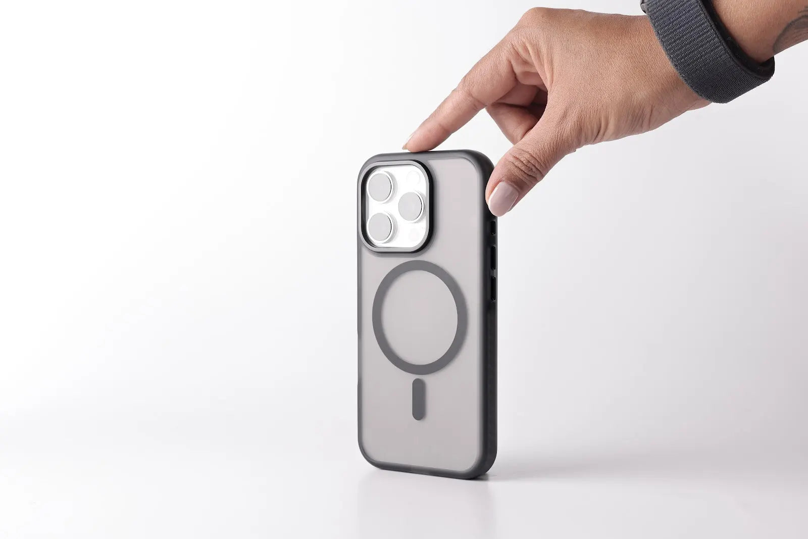 TEKNE ARMOUR Case for iPhone 16 Pro | Rugged Drop Protection | Shockproof & Secure Grip - Black