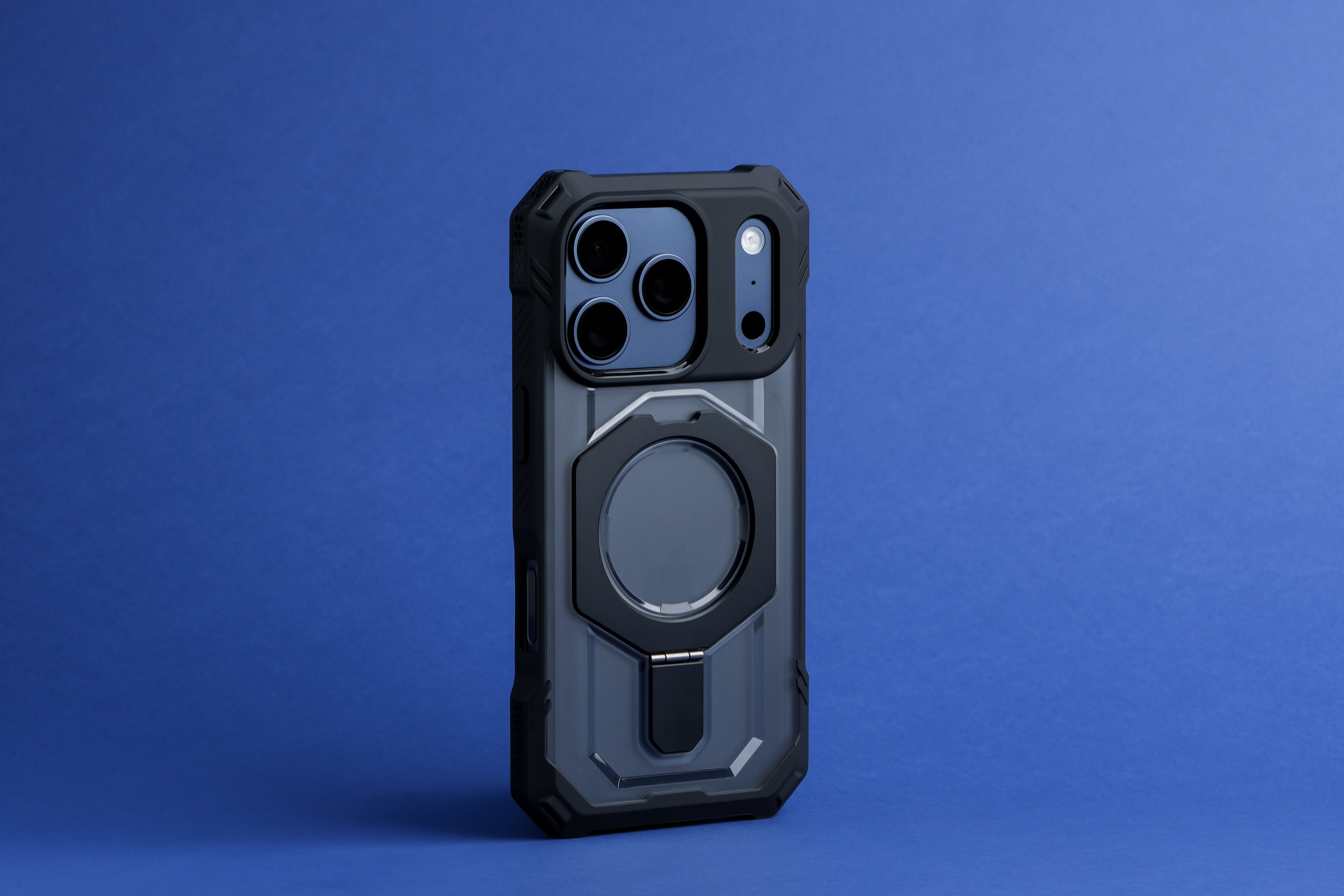 TEKNE Titan Defender Case for iPhone 17 Pro-Black