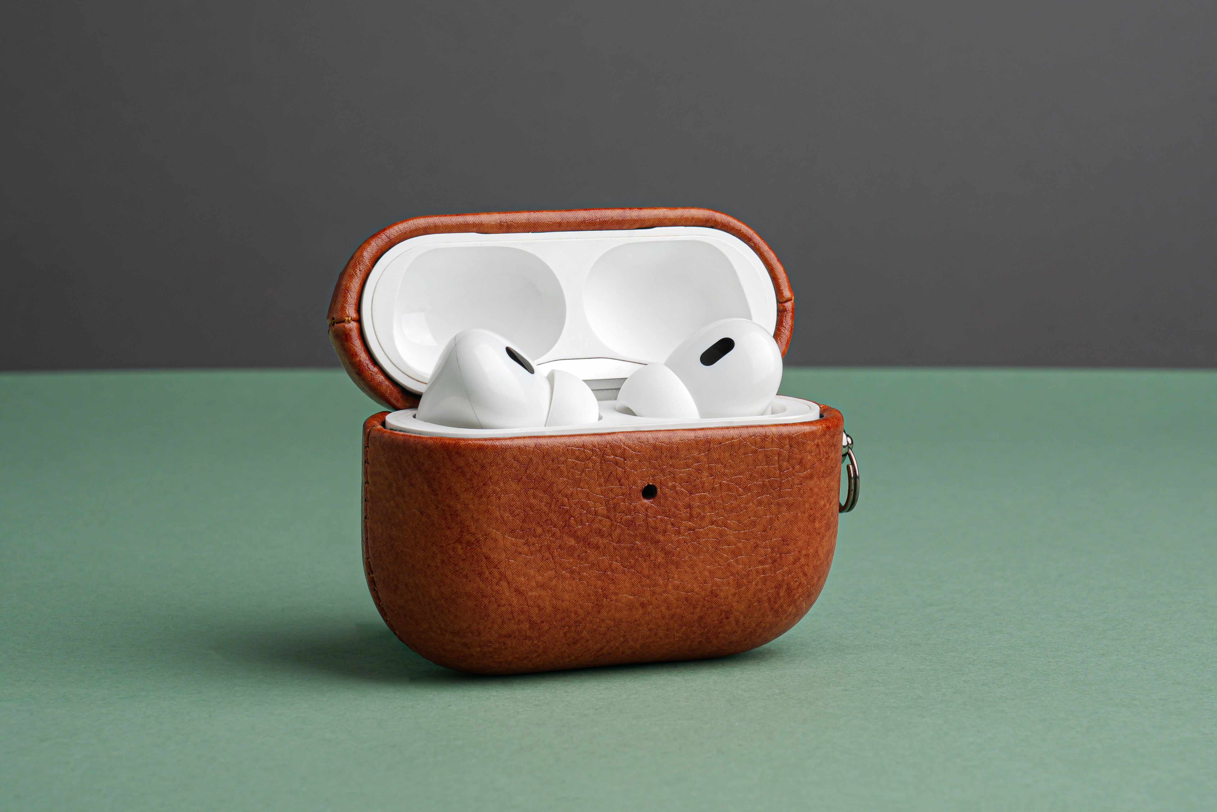 TEKNE Vegan Leather case for Airpods-Tan brown