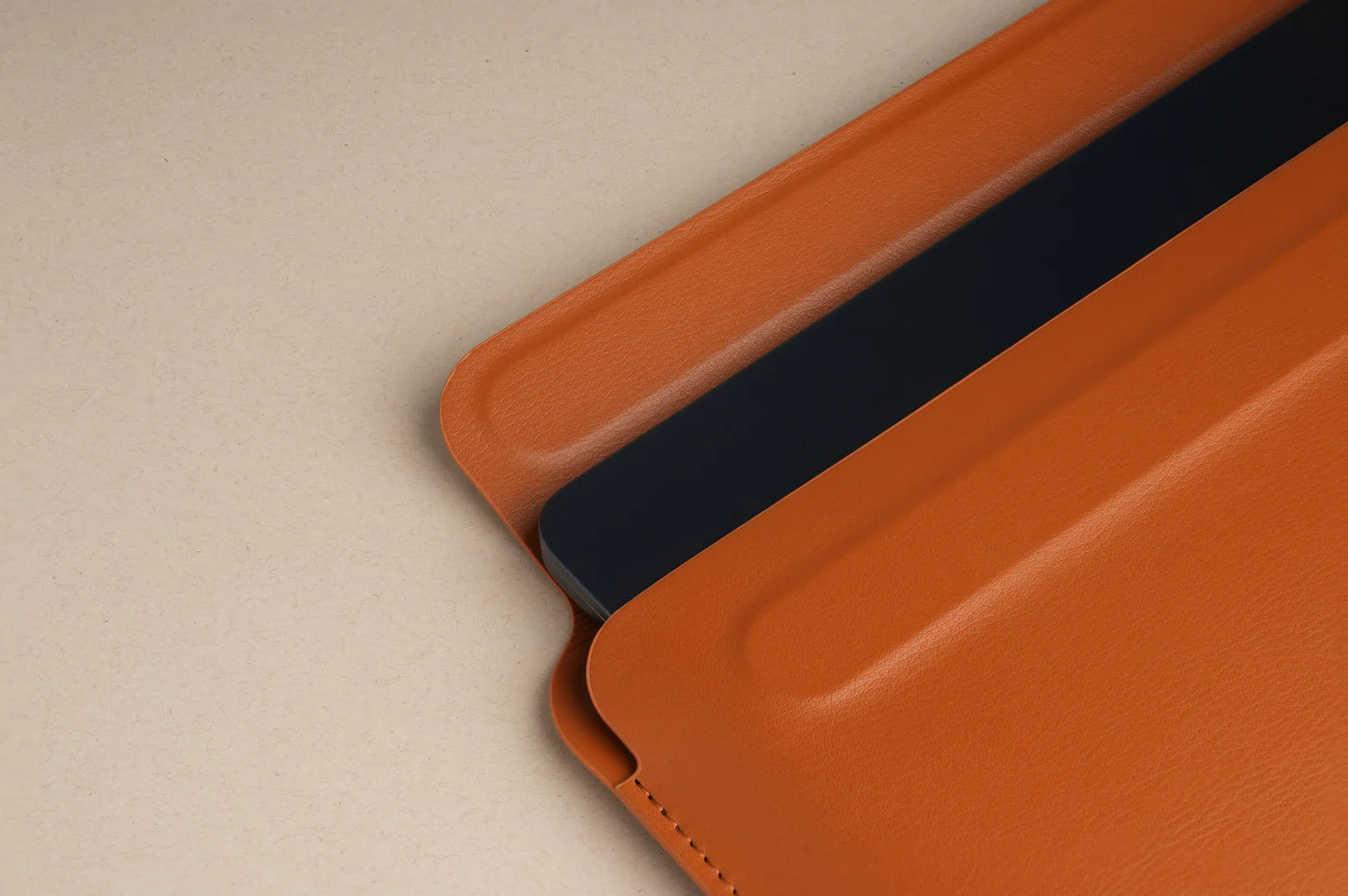 TEKNE Vegan Leather Cover for Macbook-15/16"