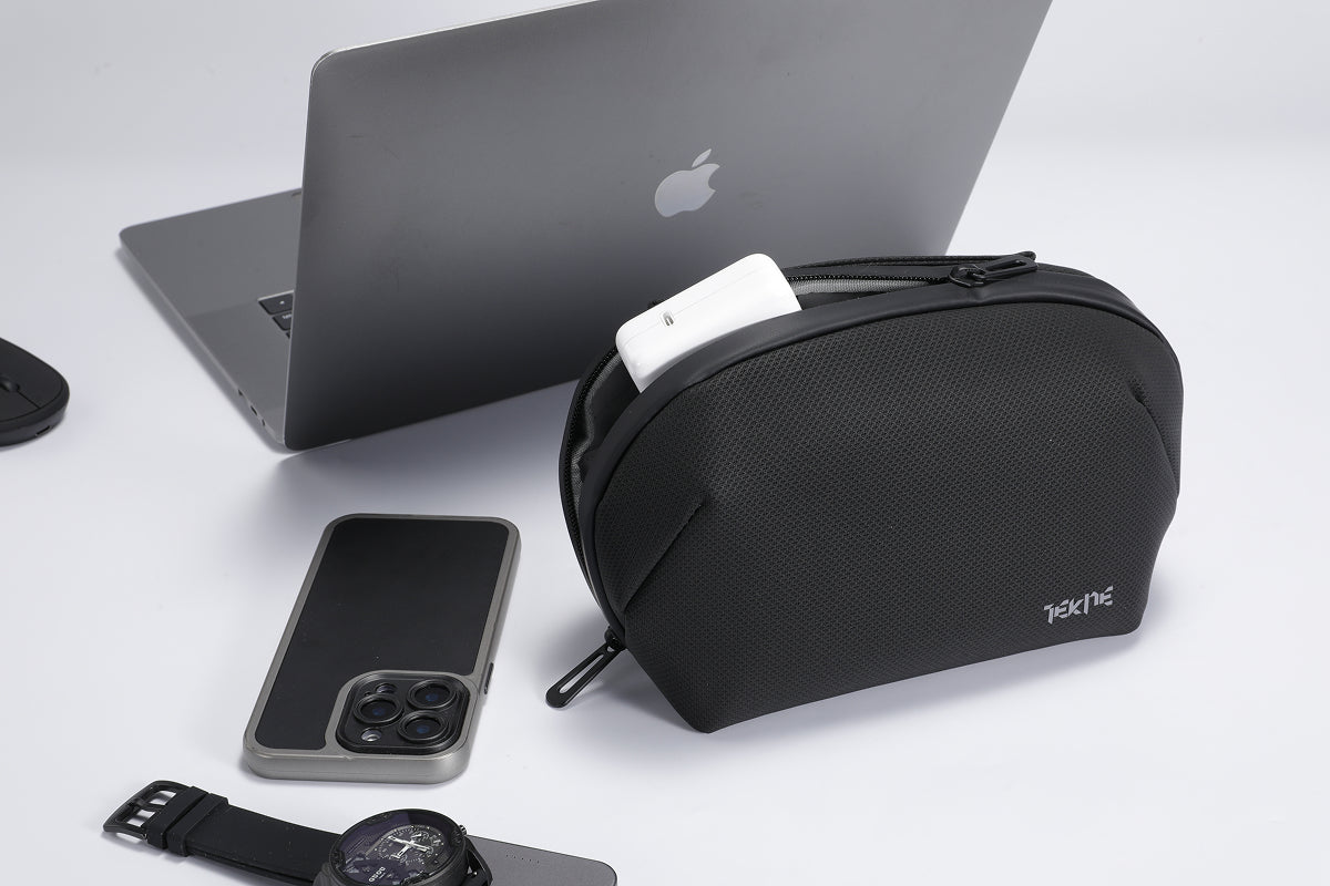 TEKNE Tech Organiser-Black