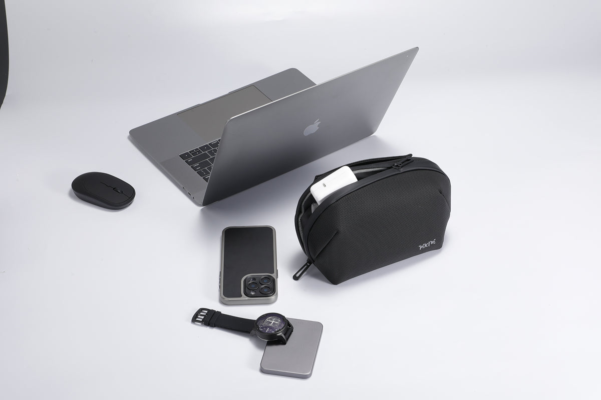 TEKNE Tech Organiser-Black