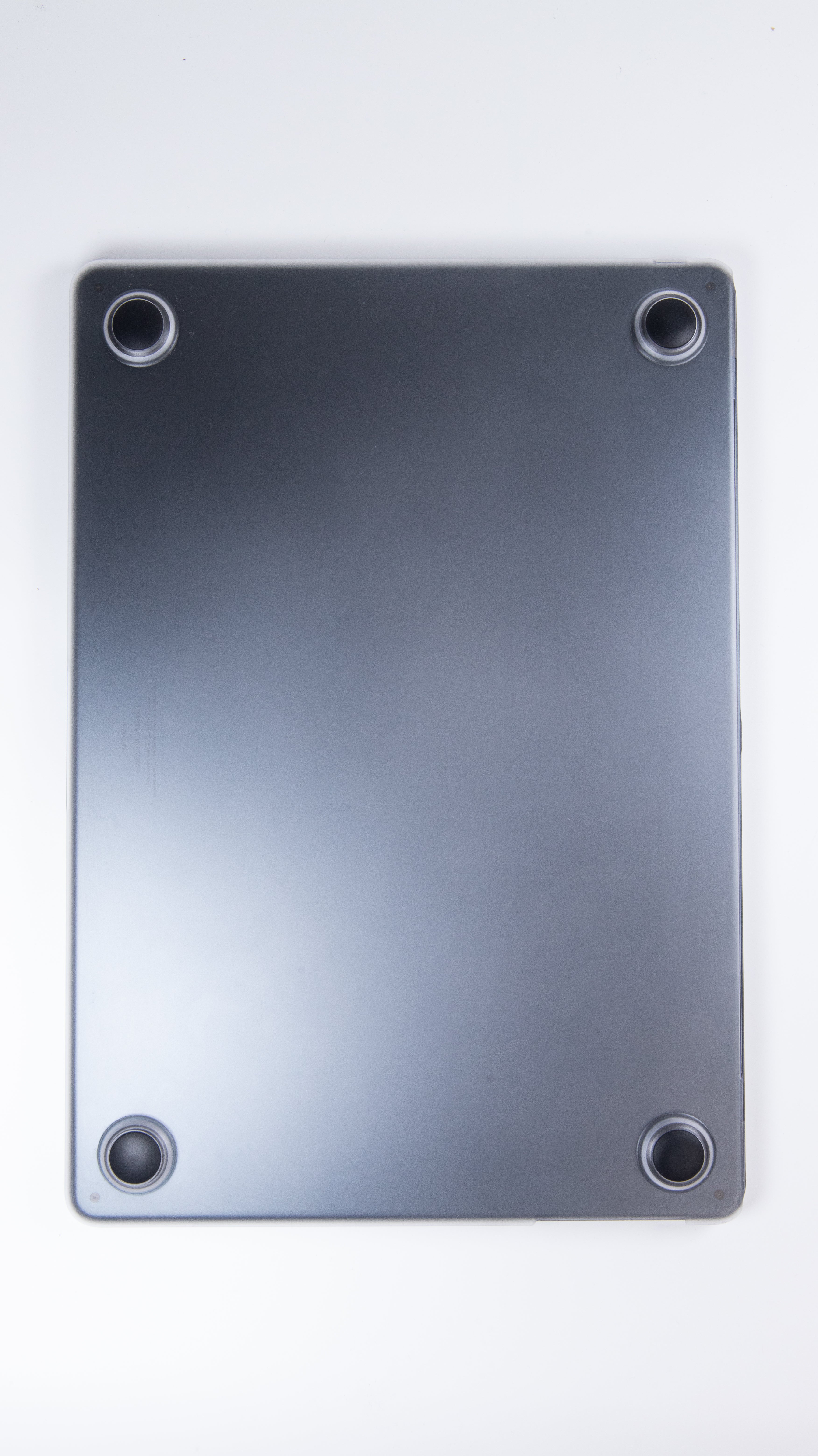 Tekne Shell Case for Macbook Air 16" Matte Clear