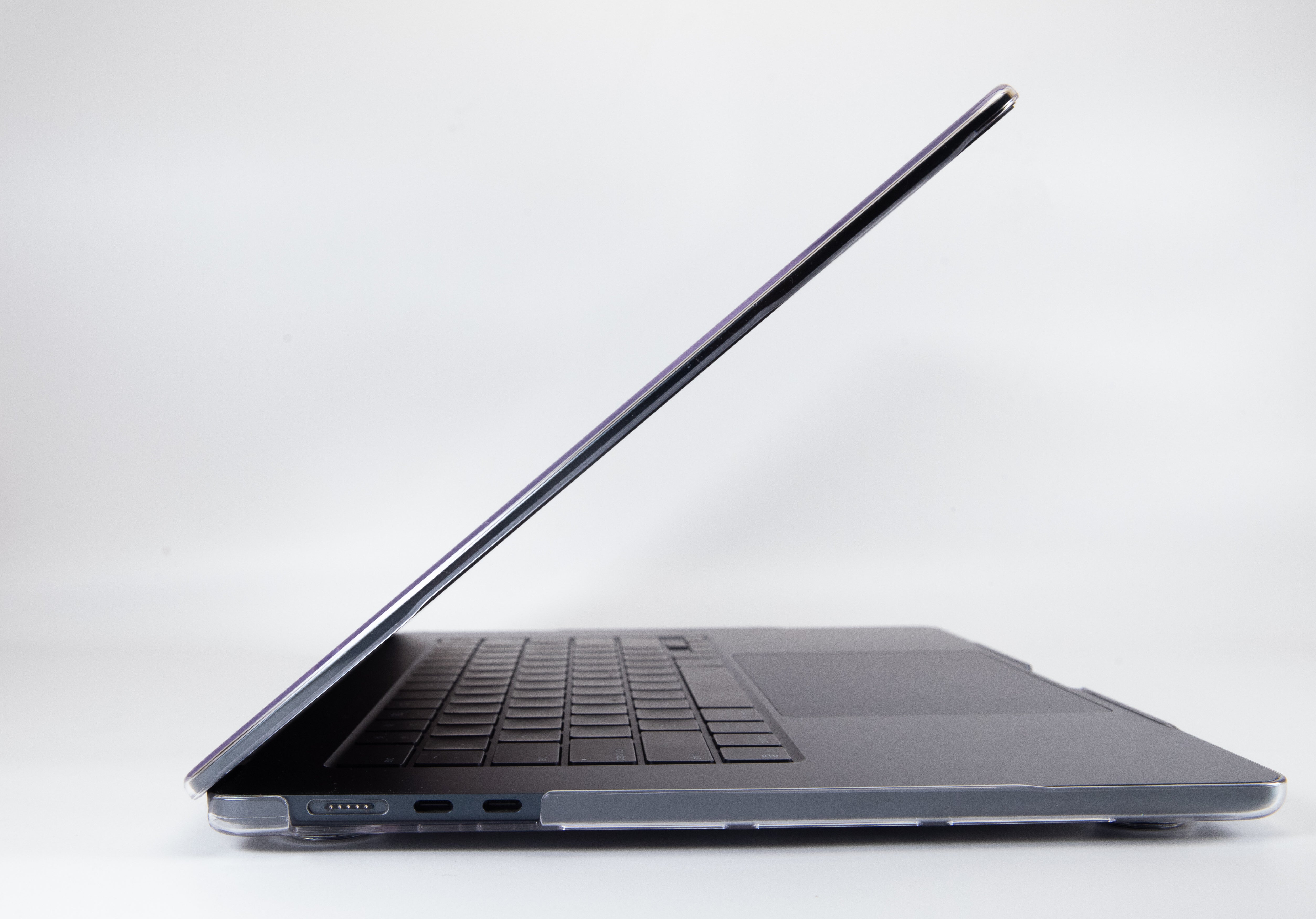 Tekne Shell Case for Macbook Air 16" Glossy Clear